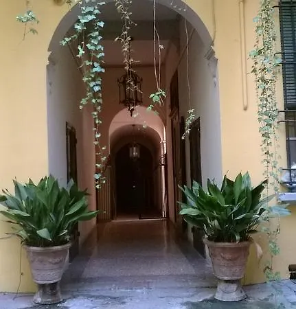 The Frog'S Hideaway Apartment Bologna Exterior photo